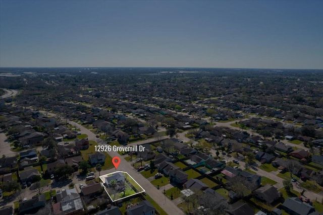 12926 Grovemill Drive, Houston, TX 77045