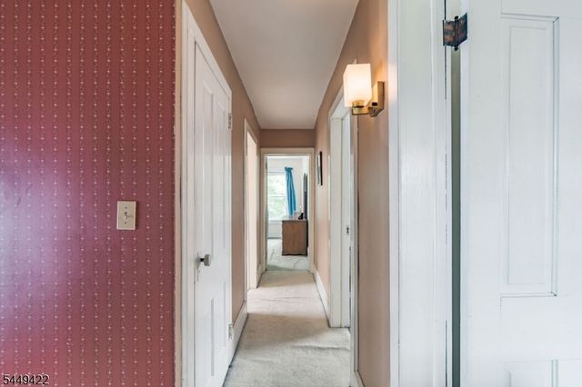 37 W High St, Bound Brook Boro, NJ 08805