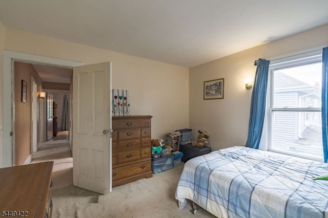 37 W High St, Bound Brook Boro, NJ 08805