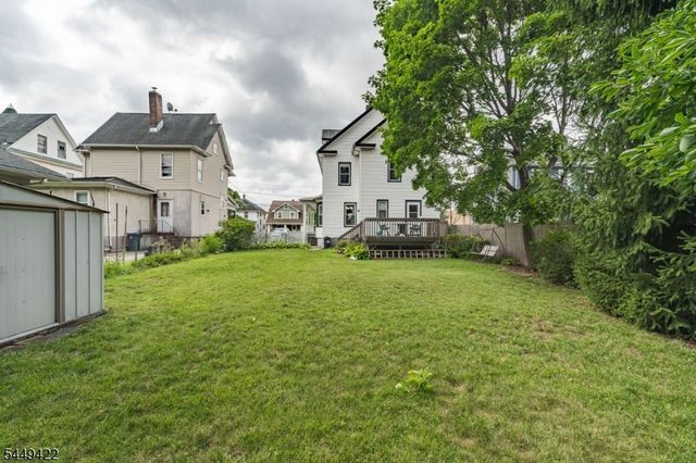 37 W High St, Bound Brook Boro, NJ 08805