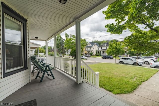 37 W High St, Bound Brook Boro, NJ 08805
