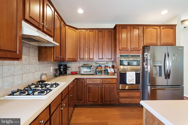 16441 SPARKLING BROOK LOOP, Dumfries, VA 22025