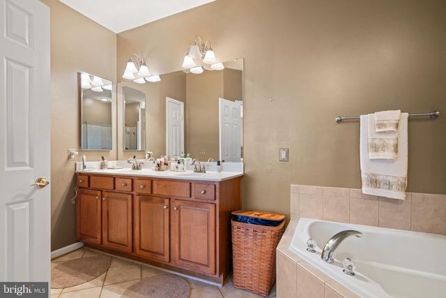 16441 SPARKLING BROOK LOOP, Dumfries, VA 22025