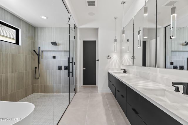 1538 W Wagon Wheel Drive, Phoenix, AZ 85021