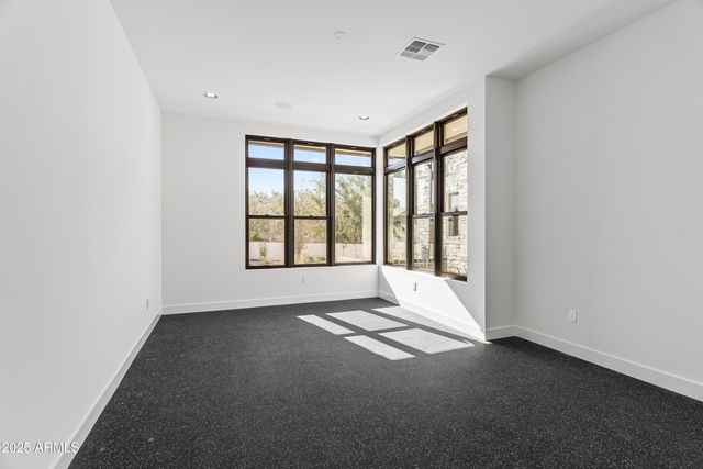 1538 W Wagon Wheel Drive, Phoenix, AZ 85021