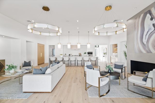 1538 W Wagon Wheel Drive, Phoenix, AZ 85021