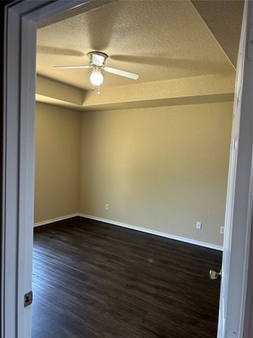 606 Linda Drive, Joshua, TX 76058