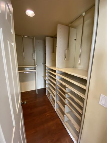 14 Greenway Plaza 13R, Houston, TX 77046
