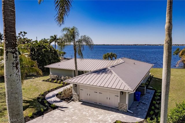 138 Riverview RD, Fort Myers, FL 33905