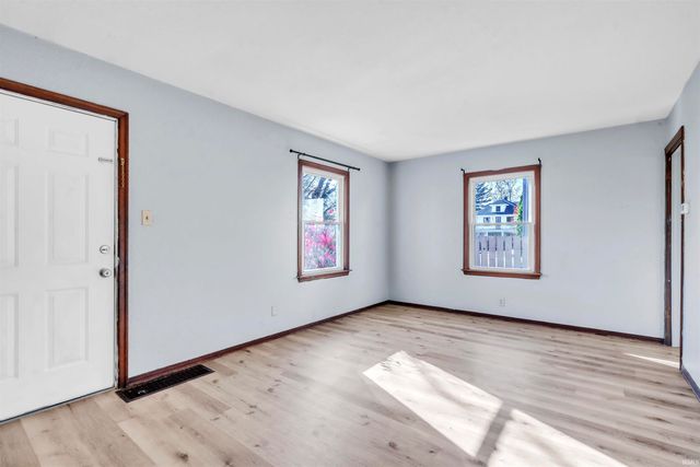 1111 Nevada Avenue, Fort Wayne, IN 46805