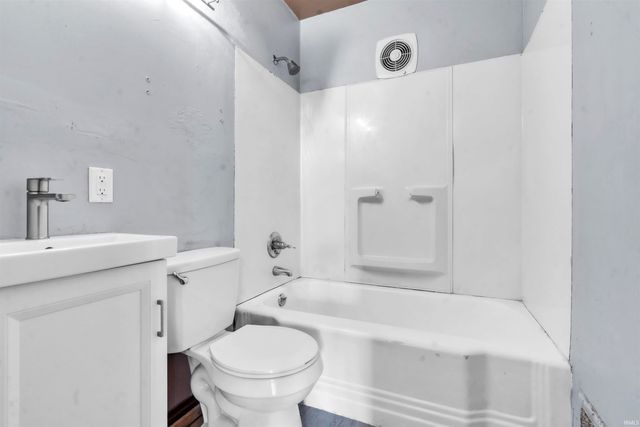 1111 Nevada Avenue, Fort Wayne, IN 46805