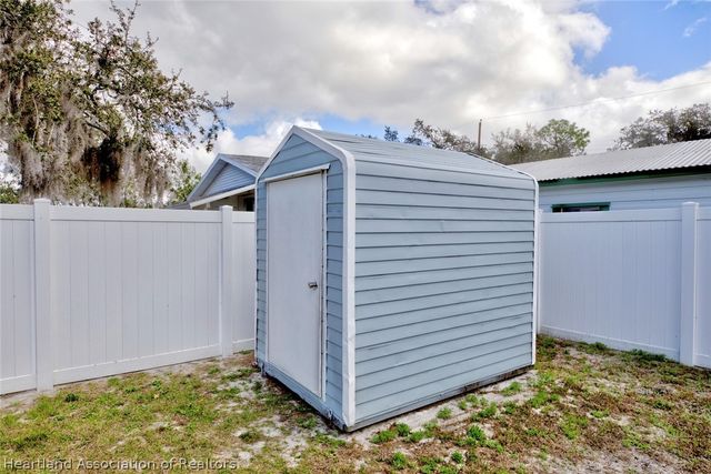 206 Ariana Place, Auburndale, FL 33823