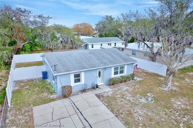 206 Ariana Place, Auburndale, FL 33823