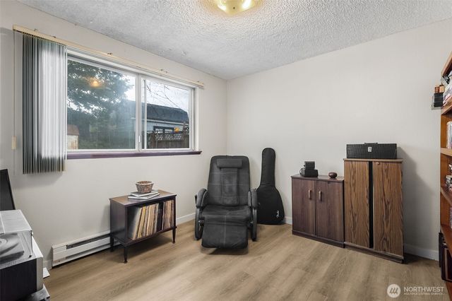 816 Oakcrest Street SE, Lacey, WA 98503