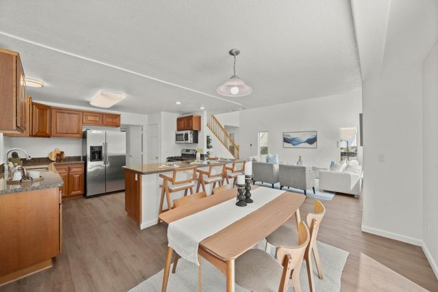1557 48th St, Sacramento, CA 95819