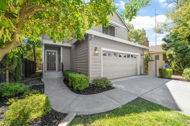 1557 48th St, Sacramento, CA 95819