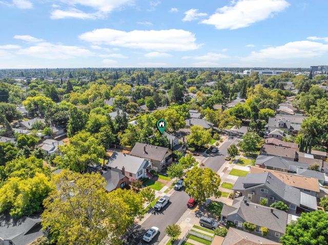 1557 48th St, Sacramento, CA 95819