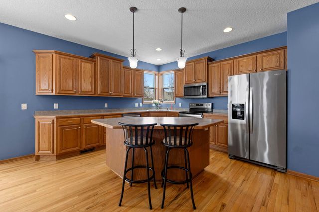 1201 Park Court SE, New Prague, MN 56071