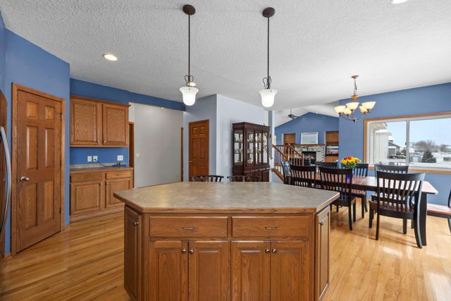 1201 Park Court SE, New Prague, MN 56071