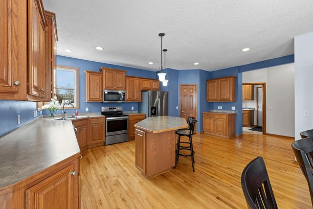 1201 Park Court SE, New Prague, MN 56071