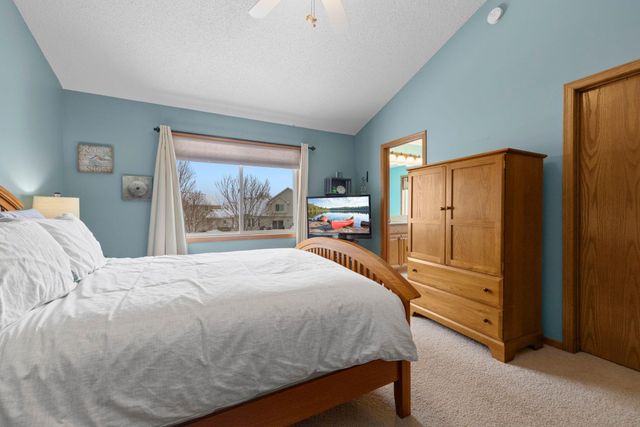 1201 Park Court SE, New Prague, MN 56071