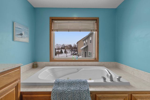 1201 Park Court SE, New Prague, MN 56071