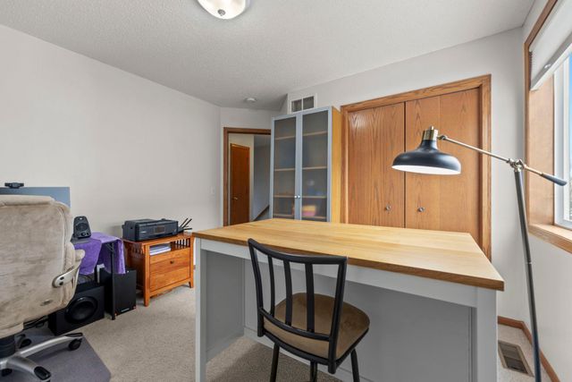 1201 Park Court SE, New Prague, MN 56071