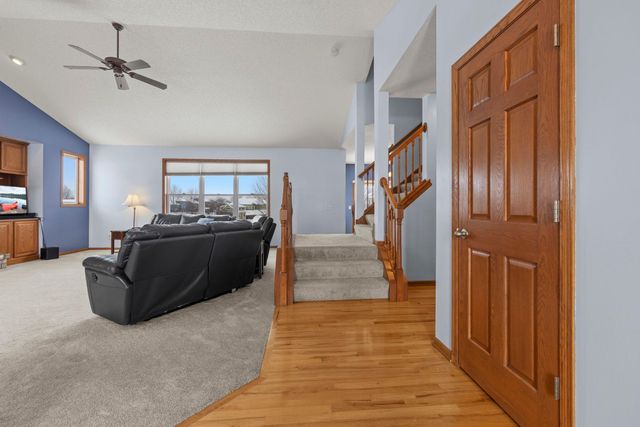 1201 Park Court SE, New Prague, MN 56071