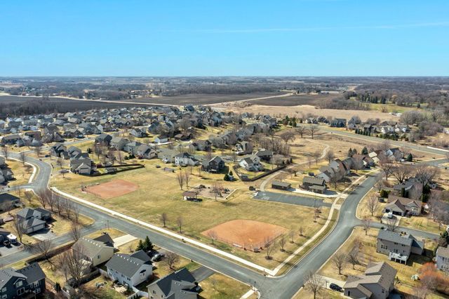 1201 Park Court SE, New Prague, MN 56071