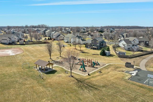 1201 Park Court SE, New Prague, MN 56071