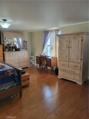 1934 Vineyard, Los Angeles, CA 90016