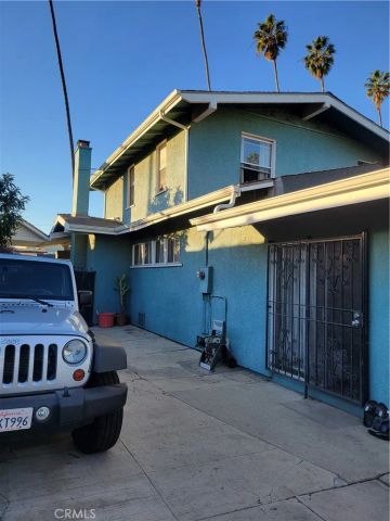 1934 Vineyard, Los Angeles, CA 90016