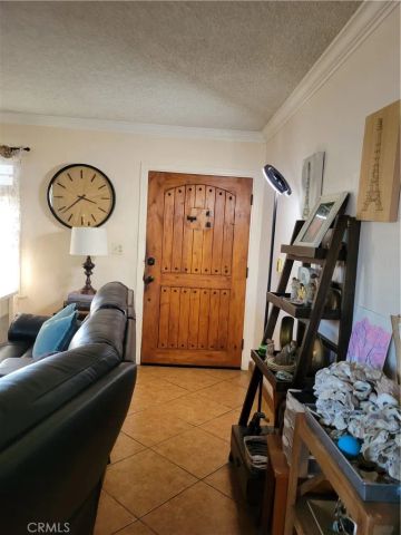 1934 Vineyard, Los Angeles, CA 90016