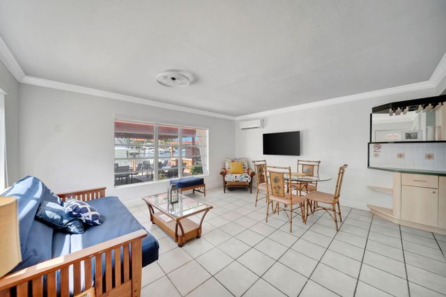 2724 NE 14th Street 3, Fort Lauderdale, FL 33304