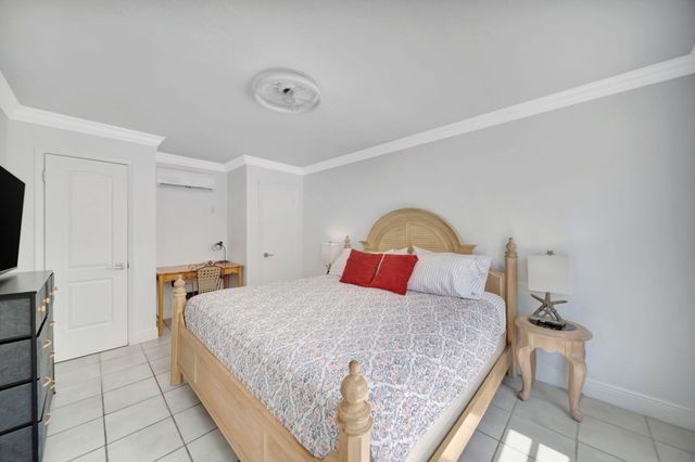 2724 NE 14th Street 3, Fort Lauderdale, FL 33304