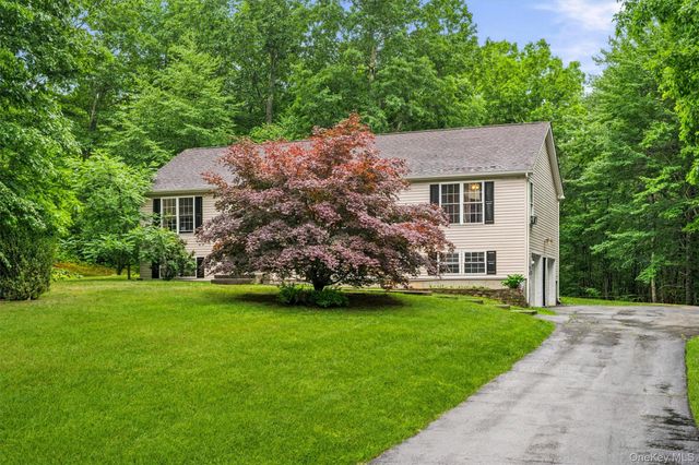 274 Echo Road, Bloomingburg, NY 12721