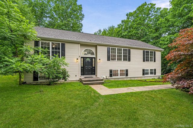 274 Echo Road, Bloomingburg, NY 12721
