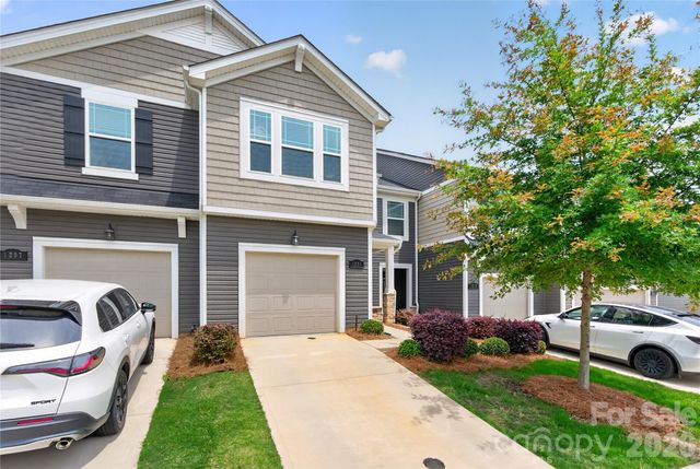 1211 Bigelow Street, Charlotte, NC 28269
