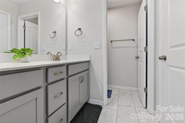 1211 Bigelow Street, Charlotte, NC 28269