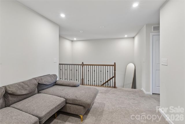 1211 Bigelow Street, Charlotte, NC 28269