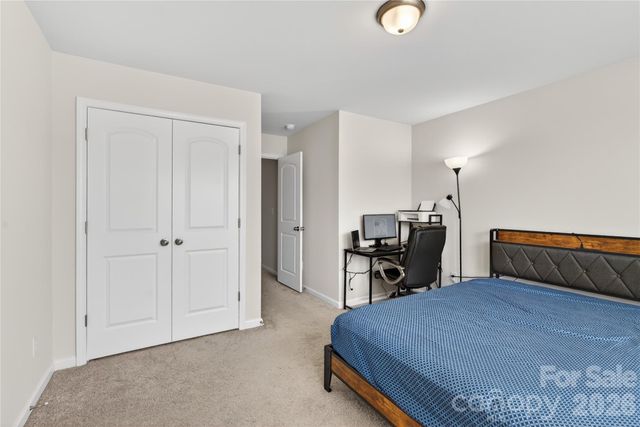 1211 Bigelow Street, Charlotte, NC 28269