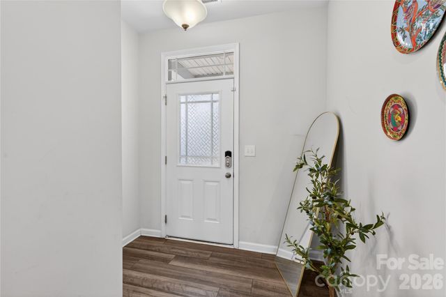 1211 Bigelow Street, Charlotte, NC 28269
