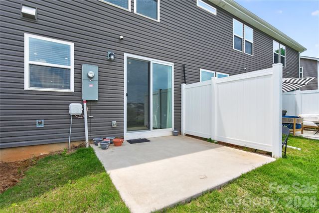 1211 Bigelow Street, Charlotte, NC 28269