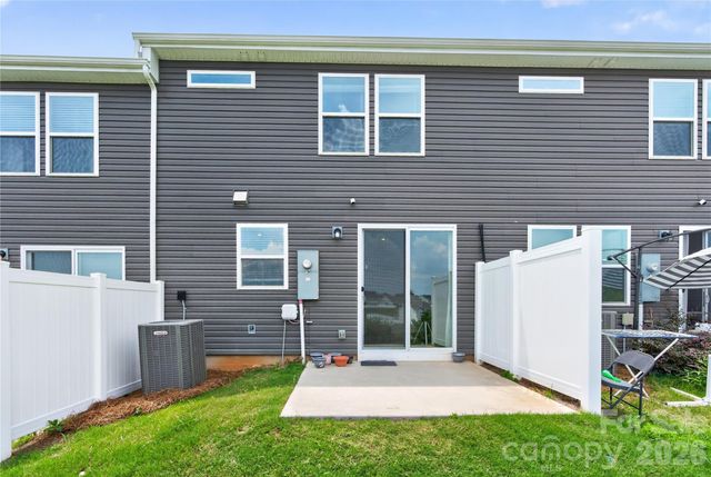 1211 Bigelow Street, Charlotte, NC 28269