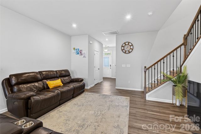 1211 Bigelow Street, Charlotte, NC 28269