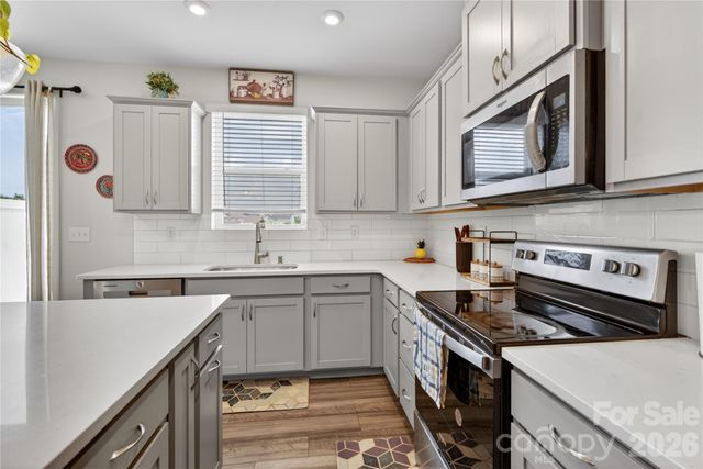 1211 Bigelow Street, Charlotte, NC 28269
