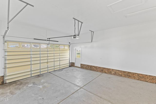 107 Jj Drive, Benson, NC 27504