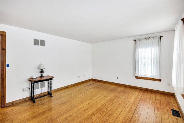 85 Clamshell Cove Road, Cotuit, MA 02635