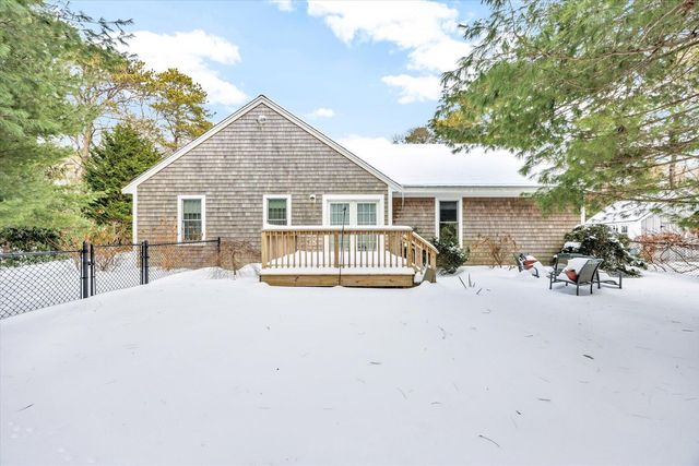 85 Clamshell Cove Road, Cotuit, MA 02635