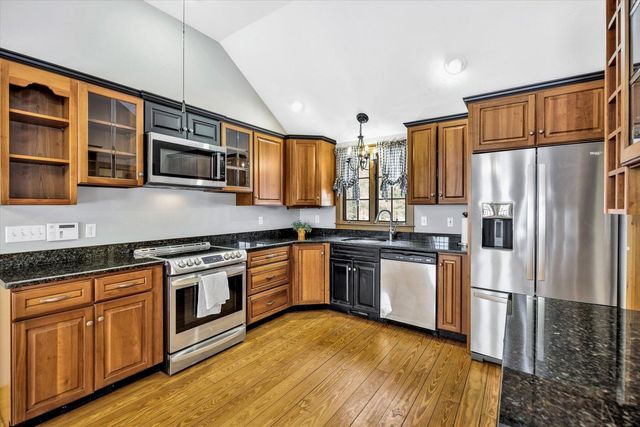 85 Clamshell Cove Road, Cotuit, MA 02635